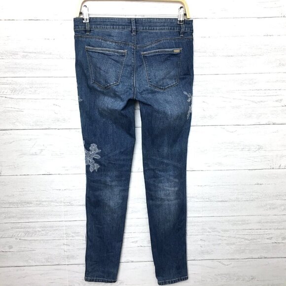 WHBM Women's Jeans The Skinny Embroidered Distressed size 2 length 30" - Picture 3 of 10
